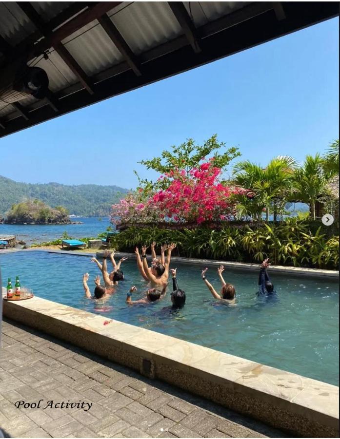 Cocotinos Lembeh A Boutique Dive Lodge Bitung Екстериор снимка