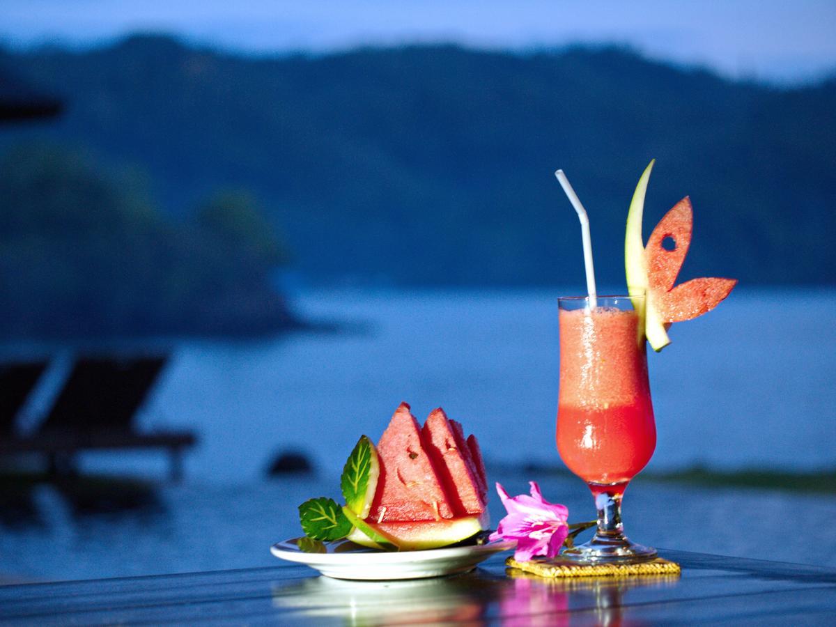 Cocotinos Lembeh A Boutique Dive Lodge Bitung Екстериор снимка